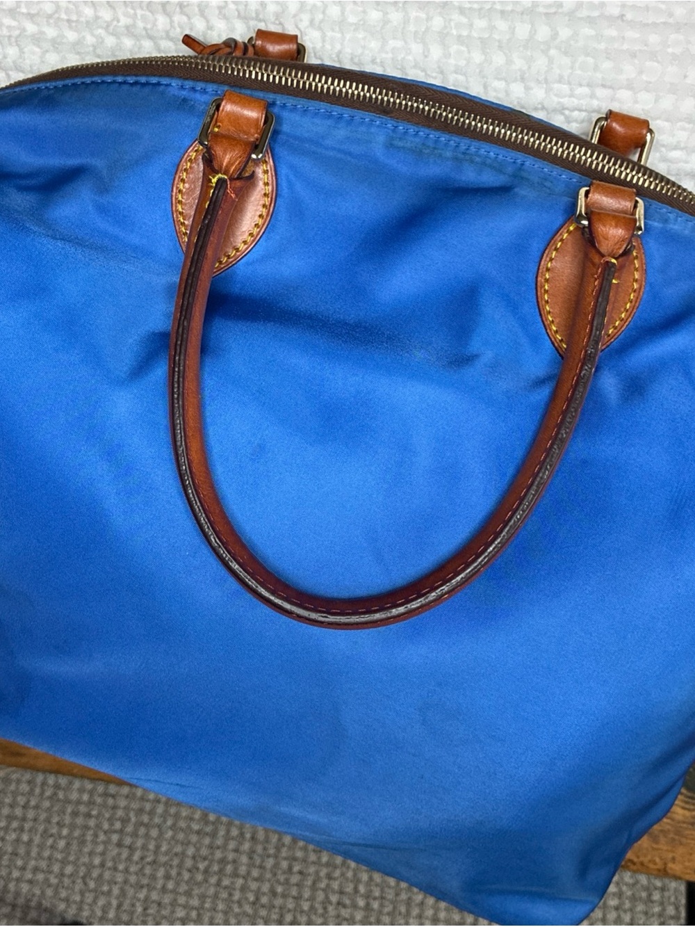 Vintage Dooney & Bourke Blue Nylon&Leather Trim Crossbody Tote W/Yellow Lining - Picture 2 of 8